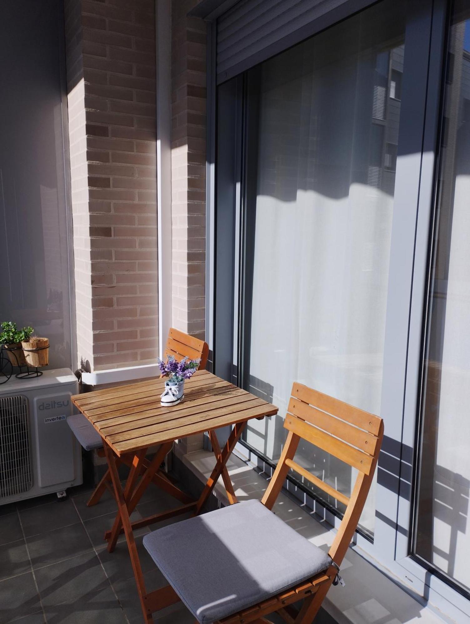 Acogedor Apartamento En Huesca Exteriér fotografie